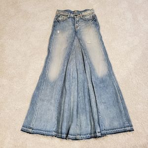 7 For All Mankind Skirts - NWOT 7 For All Mankind Denim Skirt 7 For All Mankind Skirts - NWOT 7 For All Mankind Denim Skirt